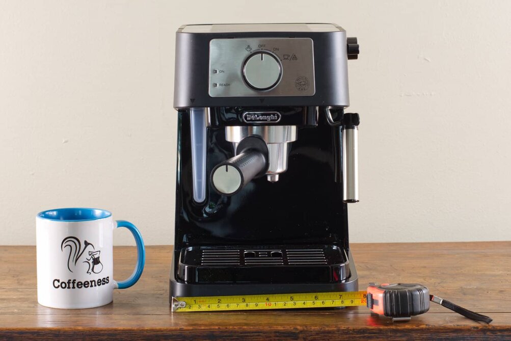 DeLonghi Stilosa Review 2025: A Compact Beginner Machine!